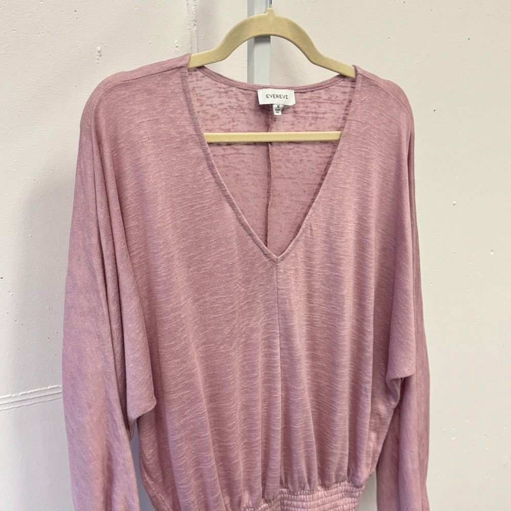 Evereve Lilac‎ Smocked Hem V-Neck Long Sleeve Knit Top Lilac Purple Medium - Picture 3 of 8